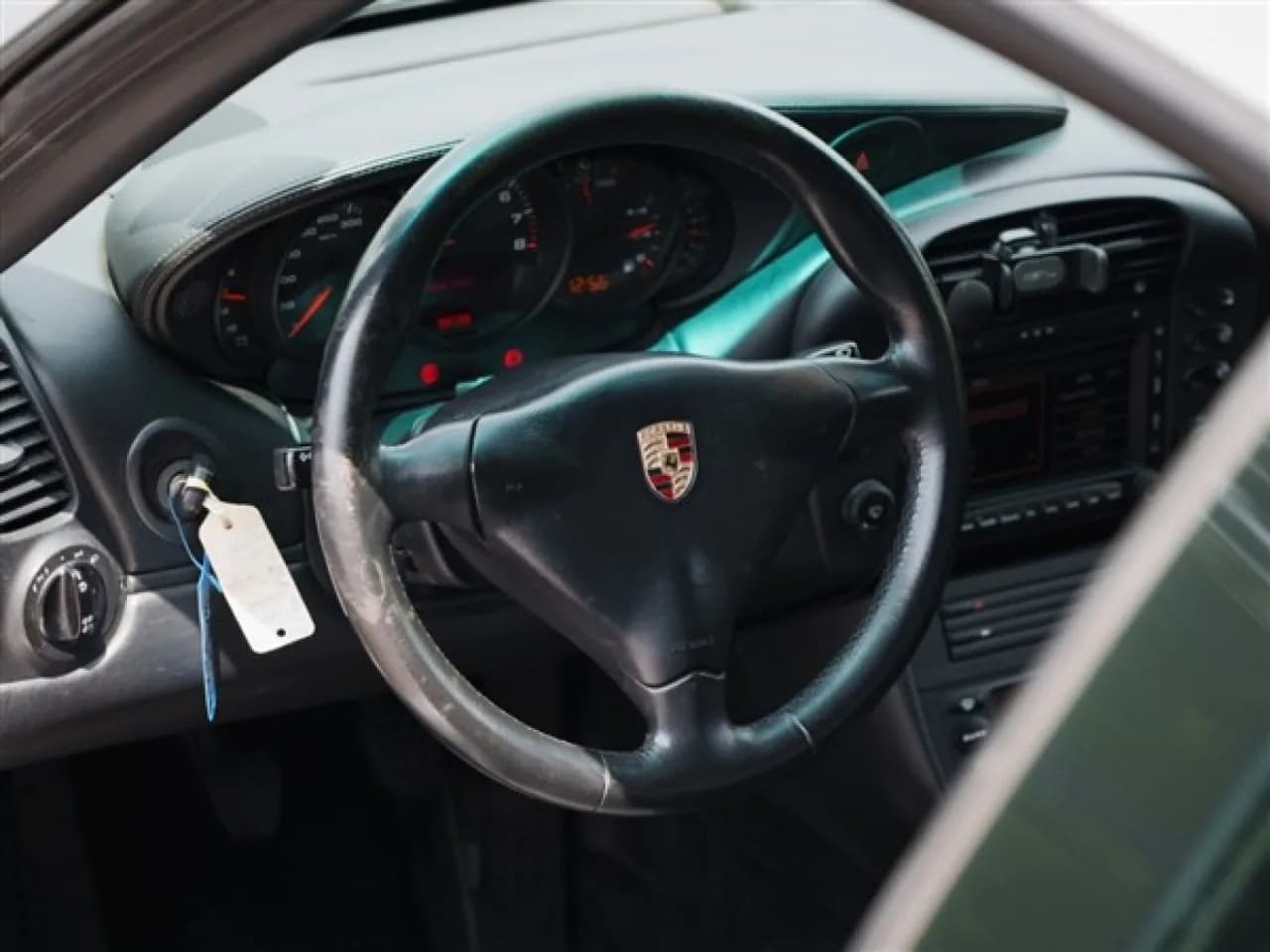 2004 Porsche 911 Carrera 4S - Thumbnail 3