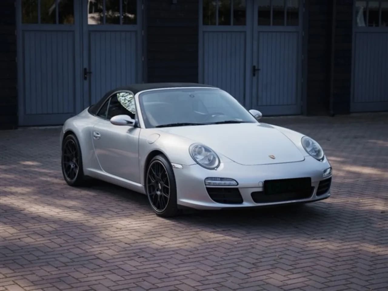 2005 Porsche 911 (997) Carrera Cabriolet - Thumbnail 6