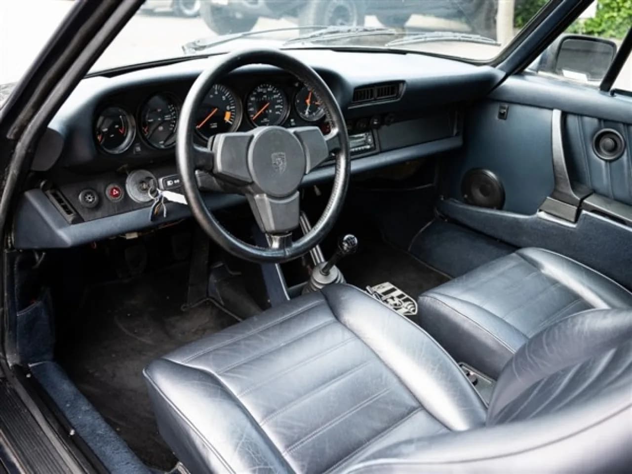 1981 Porsche 911 SC Coupé - Thumbnail 4