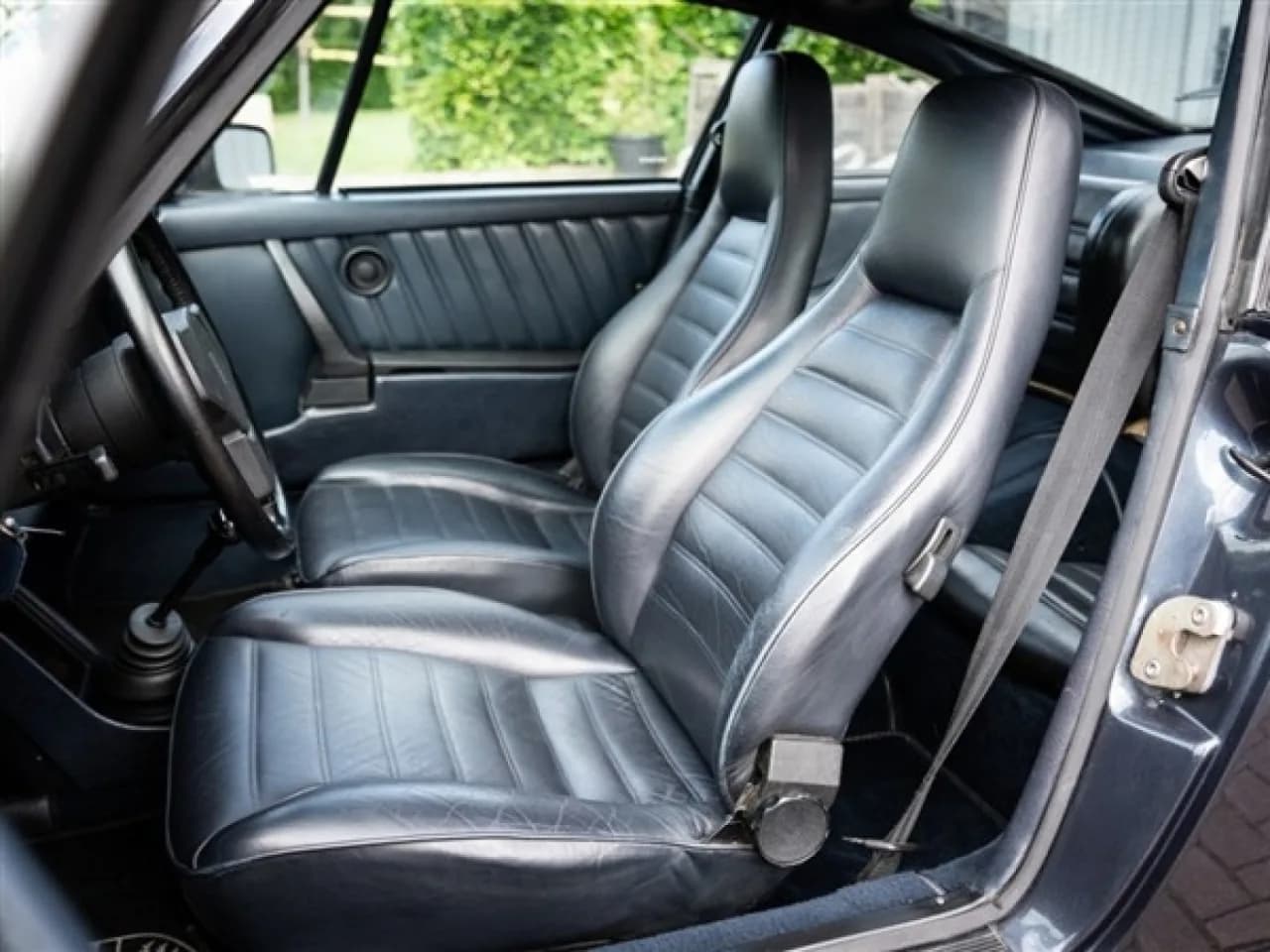 1981 Porsche 911 SC Coupé - Thumbnail 5