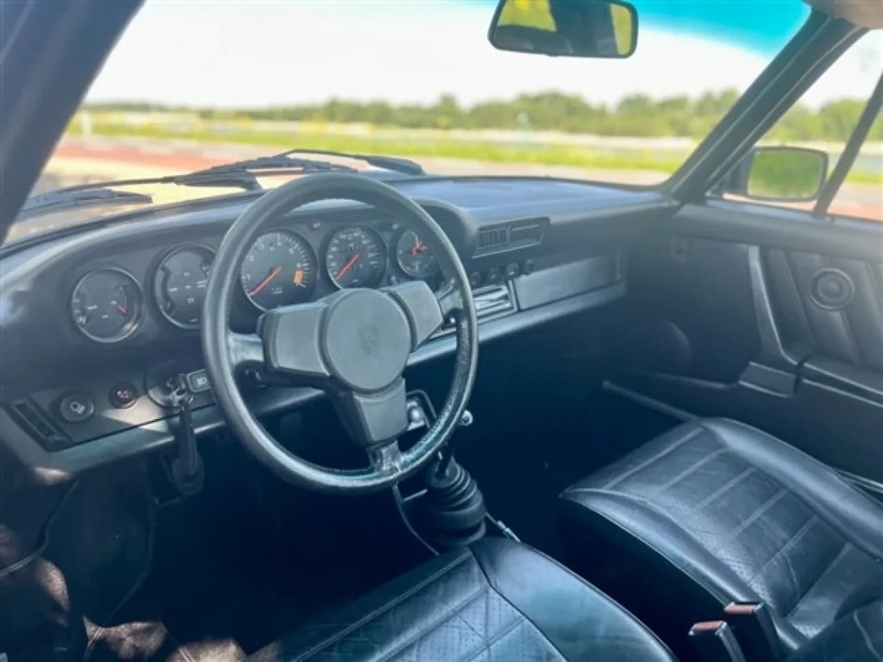 1982 Porsche 9113.0 SC Targa - Thumbnail 4