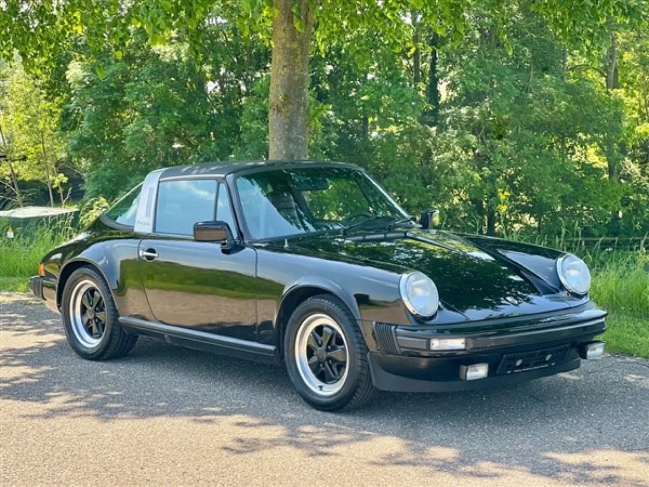 1982 Porsche 9113.0 SC Targa - Thumbnail 2