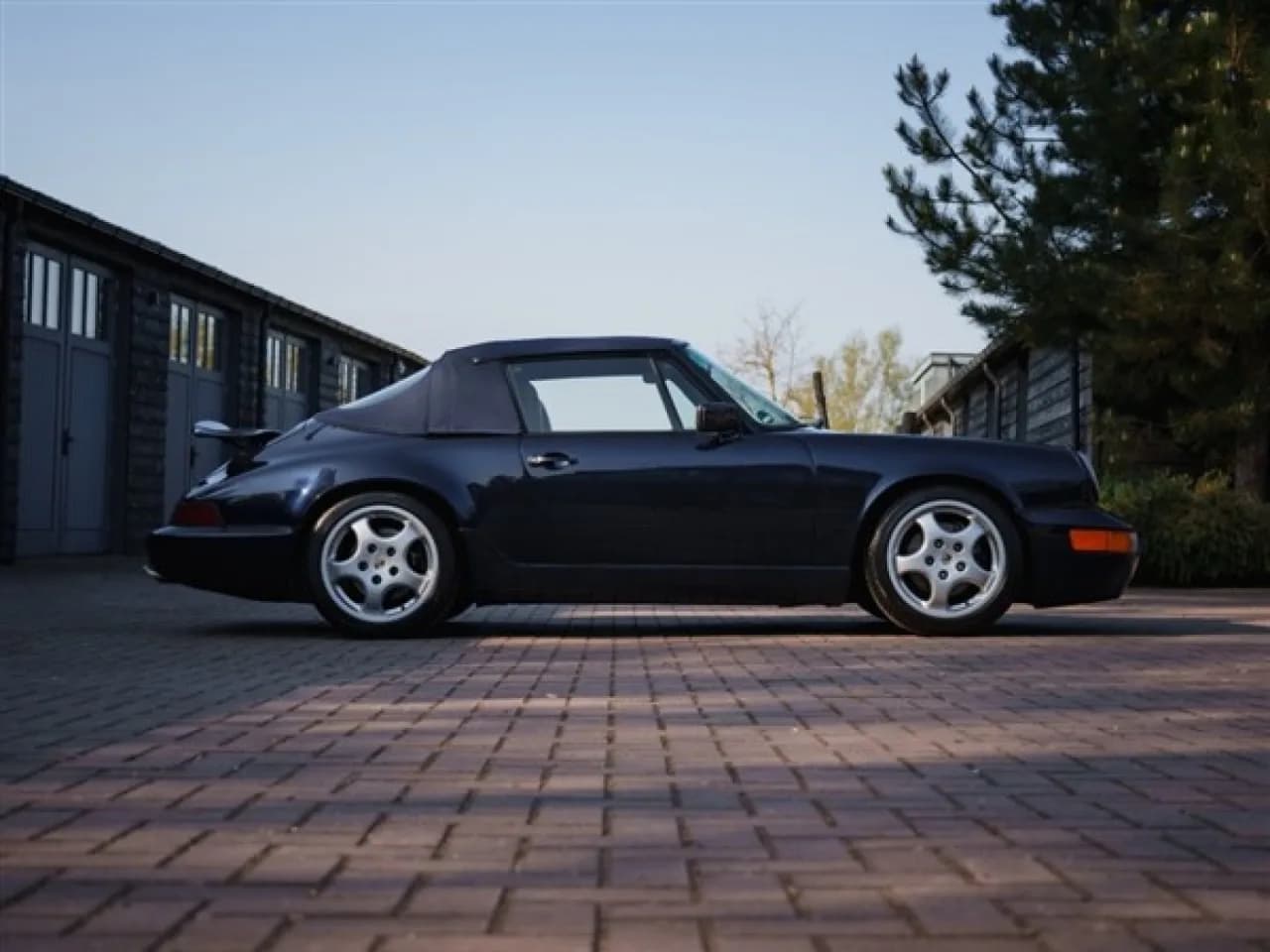 1992 Porsche 911 964 Carrera 2 Cabriolet - Thumbnail 7