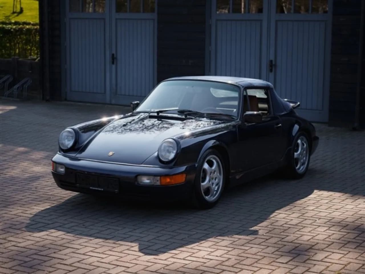 1992 Porsche 911 964 Carrera 2 Cabriolet - Thumbnail 2