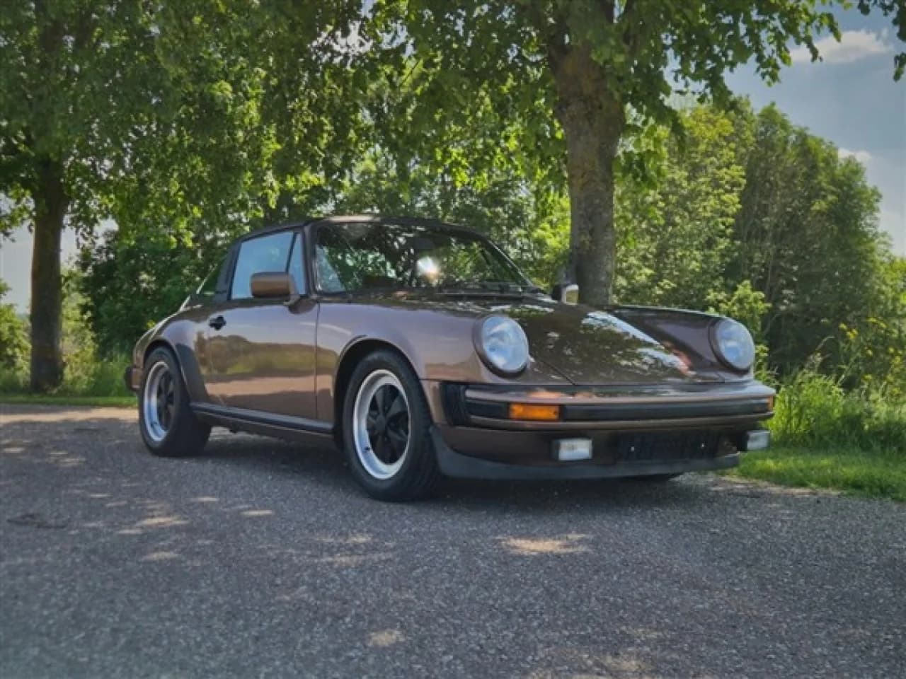 1983 Porsche 911 3.0 SC Targa - Thumbnail 3