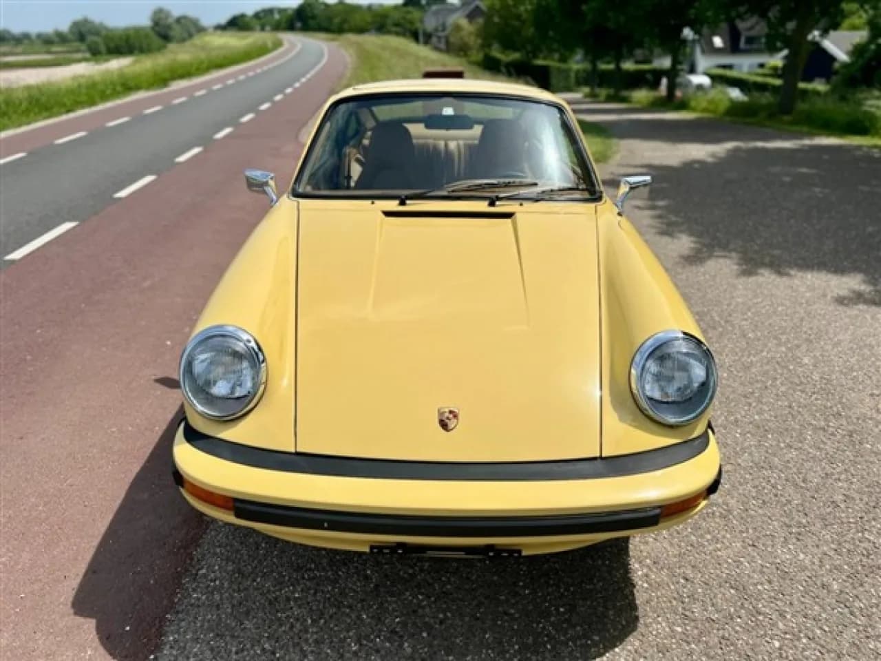1975 Porsche 911 2.7 Coupe - Thumbnail 3