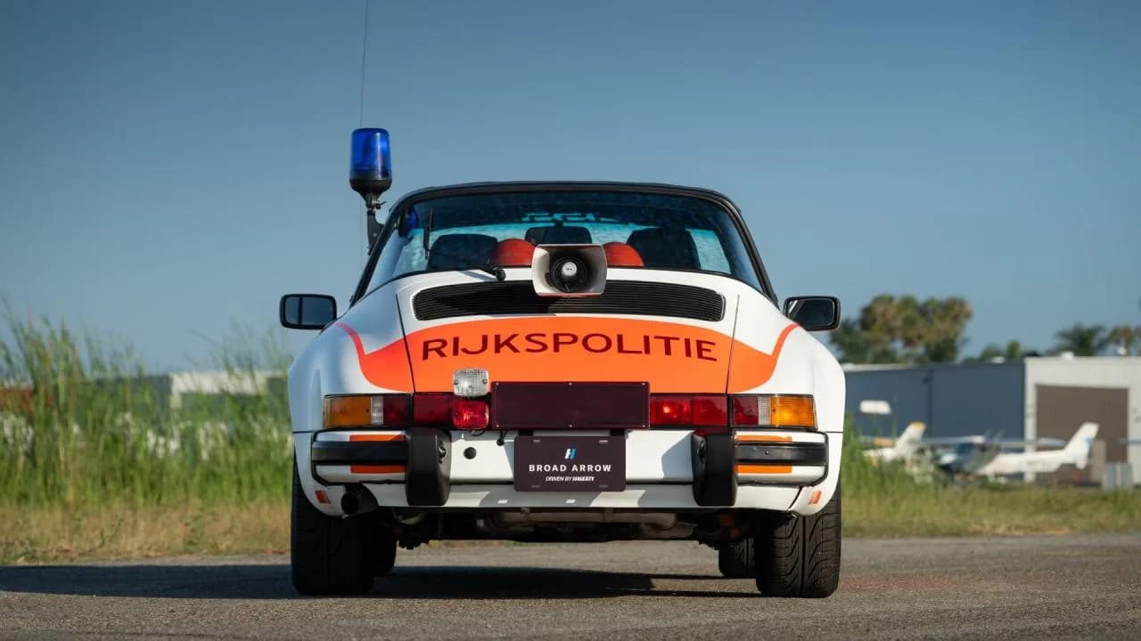 1989 Porsche 911 Carrera Targa "Rijkspolitie" - Thumbnail 7