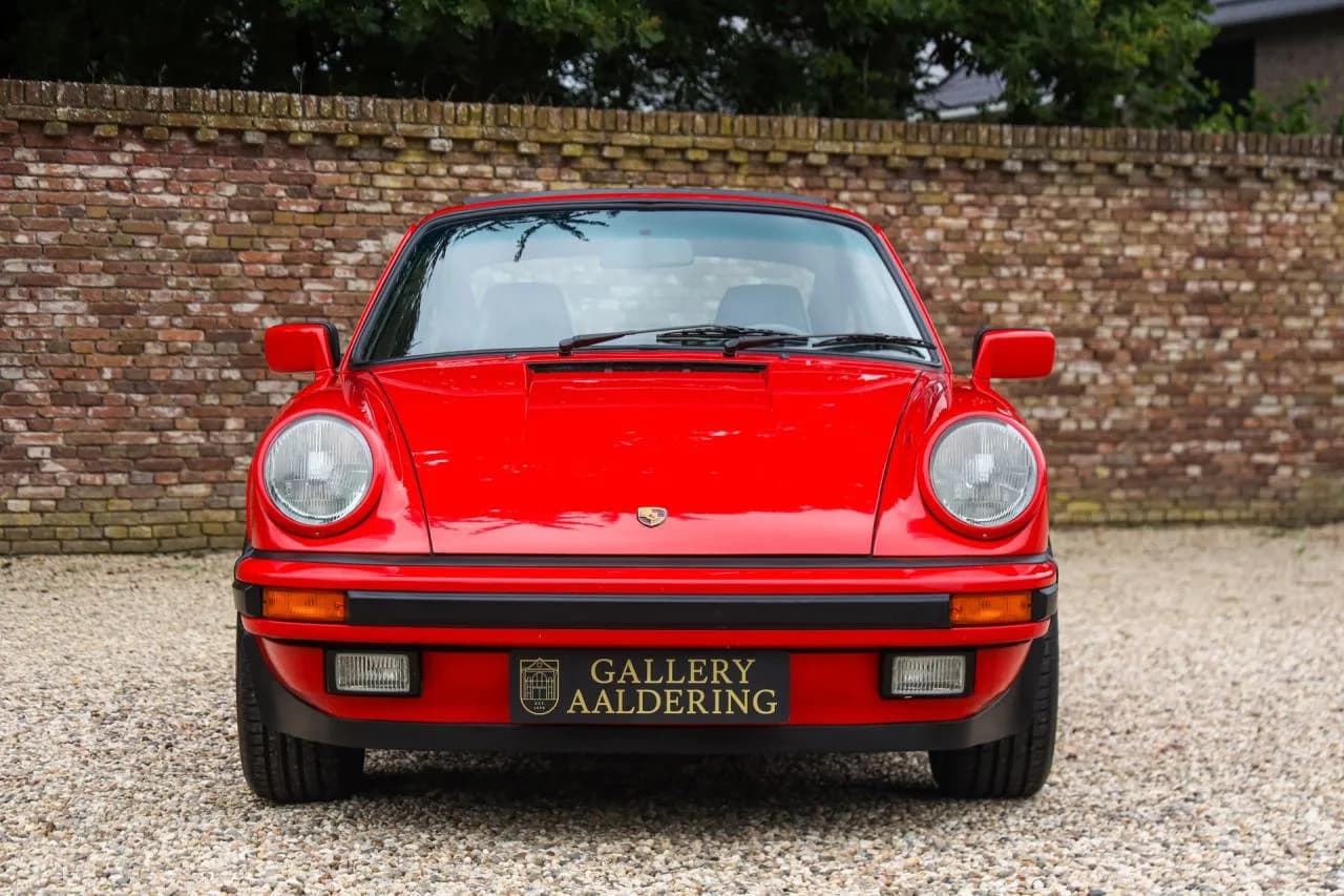 1988 Porsche 911 3.2 Carrera Coup&eacute; &ldquo;In well-preserved condition&rdquo; - Thumbnail 5