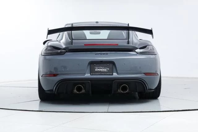 2023 Porsche 718 Cayman - Thumbnail 4