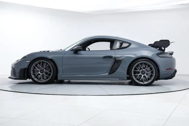 2023 Porsche 718 Cayman - Thumbnail 2