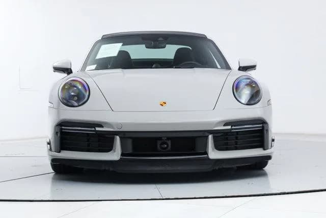 2023 Porsche 911 - Thumbnail 8