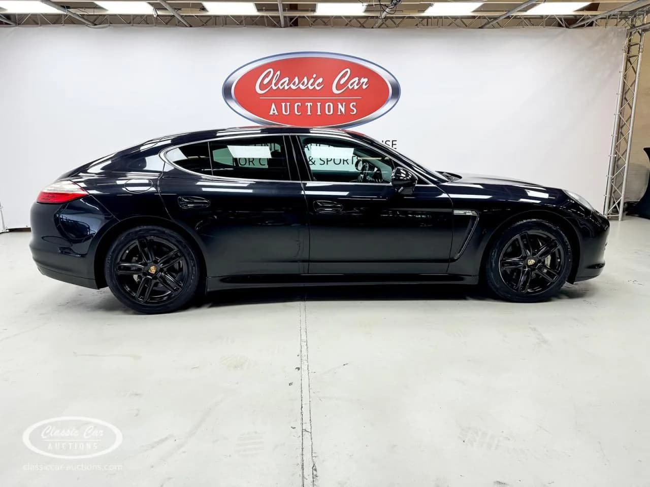 2010 Porsche Panamera - Thumbnail 7