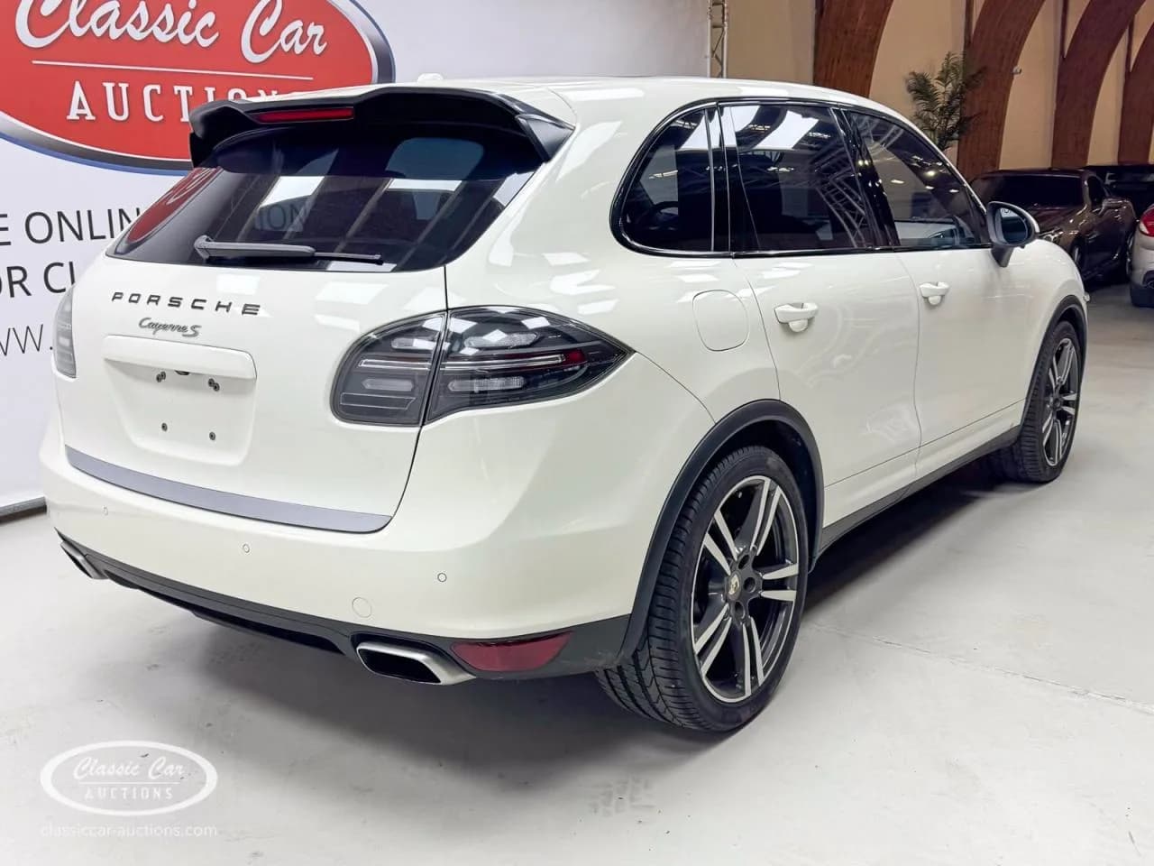 2011 Porsche Cayenne - Thumbnail 6