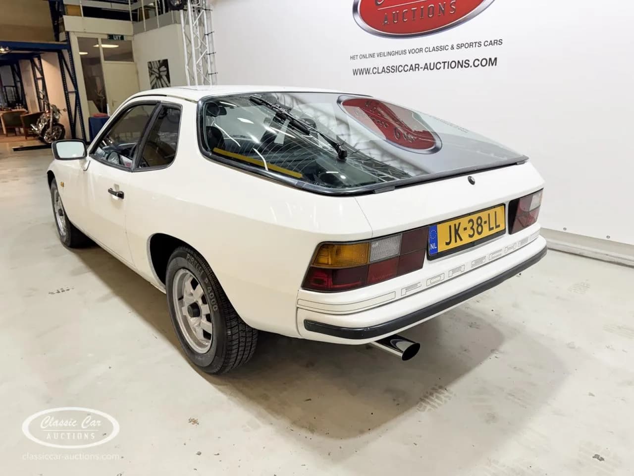 1981 Porsche 924 - Thumbnail 6