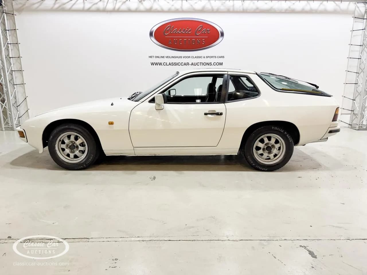 1981 Porsche 924 - Thumbnail 7