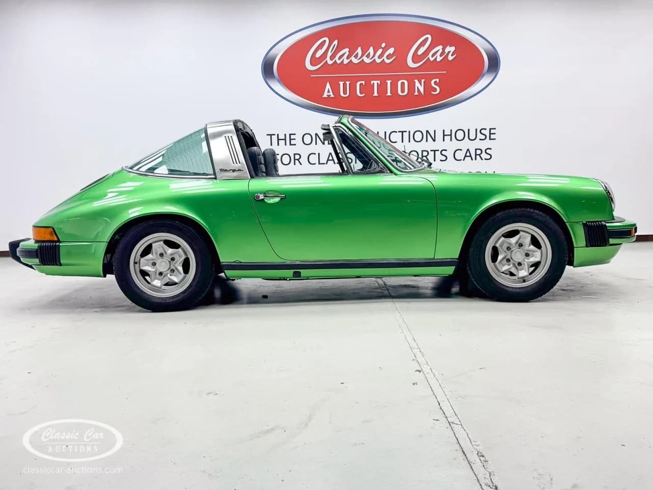 1975 Porsche 911 - Thumbnail 7