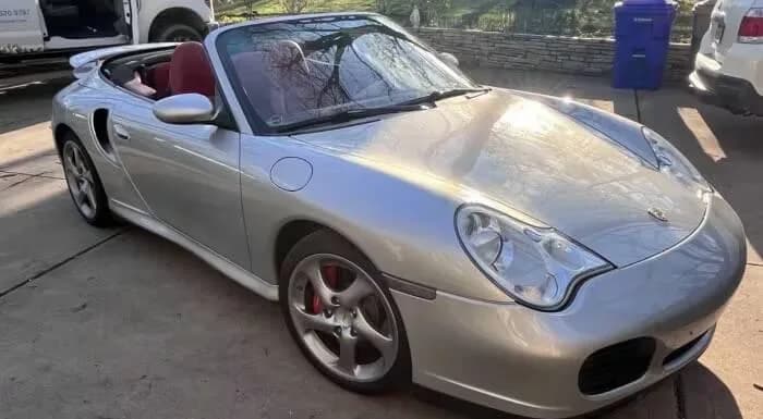 2004 Porsche 911 - Thumbnail 4