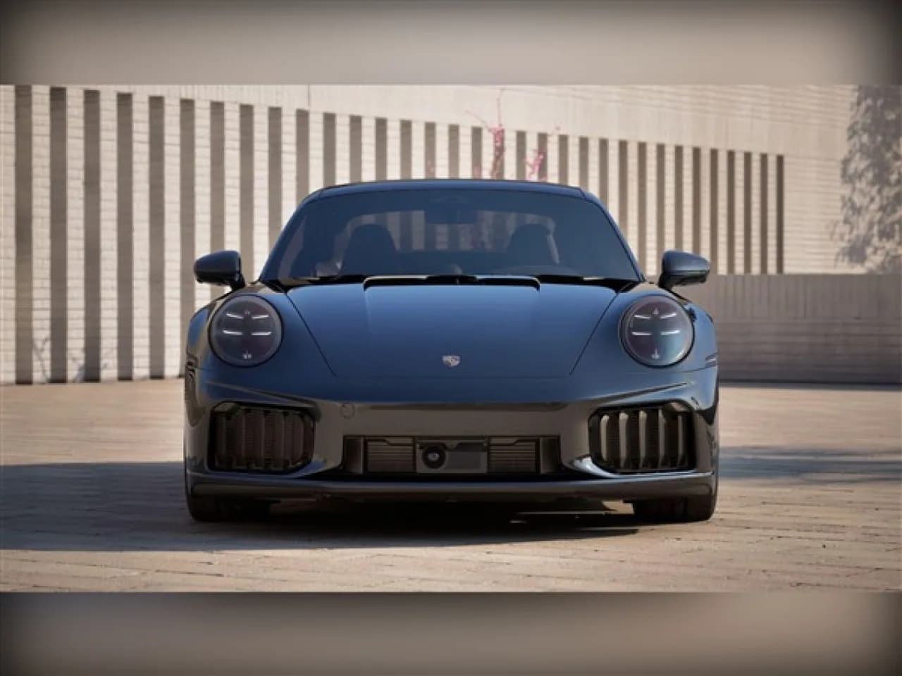 2026 Porsche 911 Turbo S - Thumbnail 2