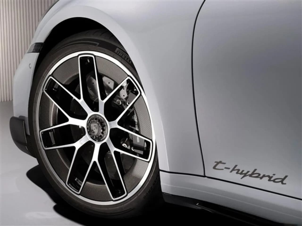 2026 Porsche 911 Turbo S - Thumbnail 7