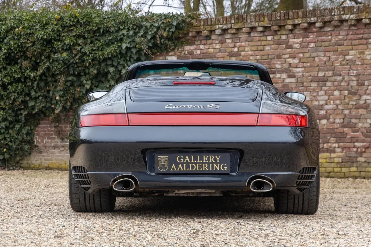 2003 Porsche 996 Carrera 4S Manual Cabriolet with hardtop &ldquo;Less than 35.000 kms&rdquo; - Thumbnail 6