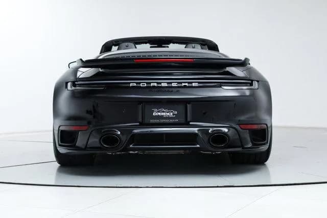 2025 Porsche 911 - Thumbnail 5