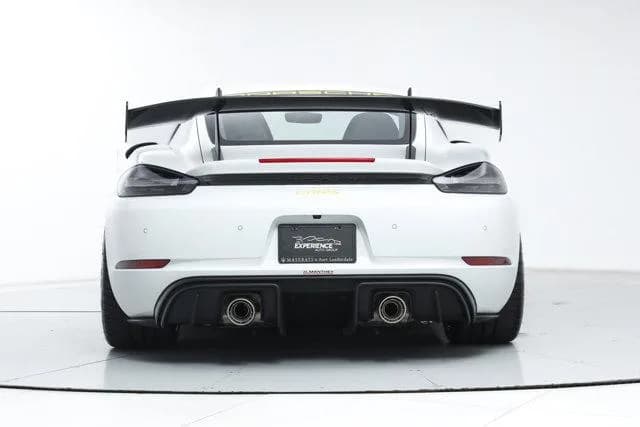 2025 Porsche 718 Cayman - Thumbnail 4