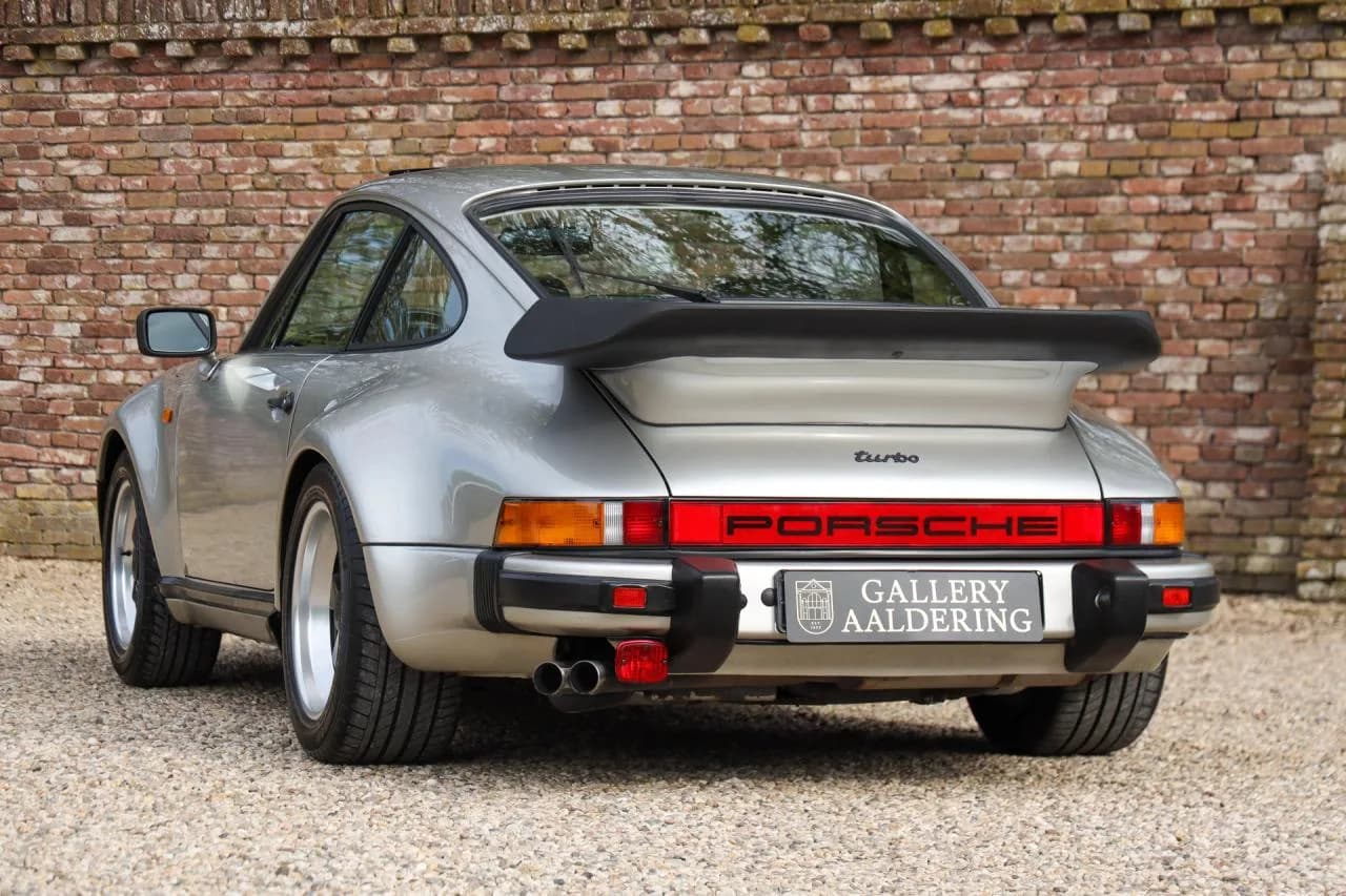 1983 Porsche 930 3.3 Turbo &ldquo;Equipped with Sonderwunsch options&rdquo; - Thumbnail 2