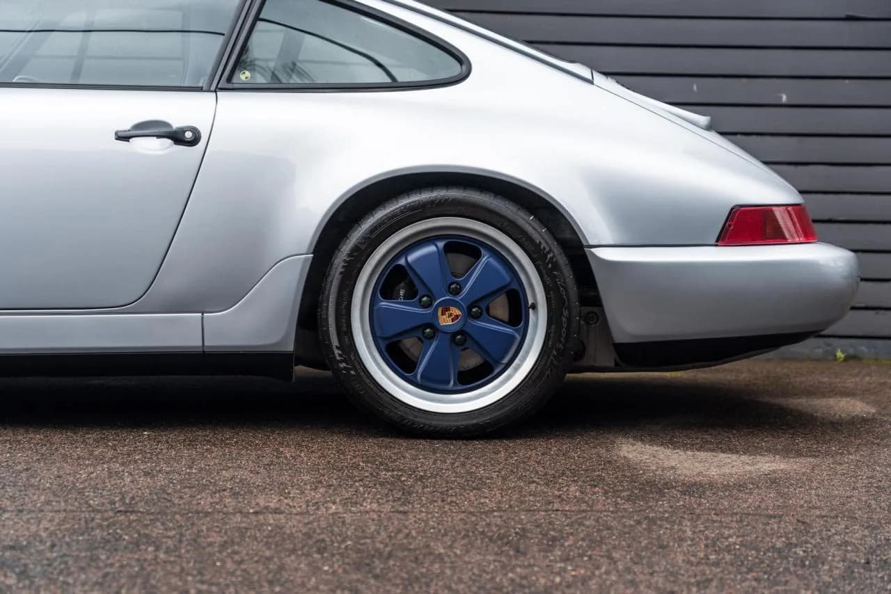 1990 Porsche 911 (964) Carrera 4 - Thumbnail 7