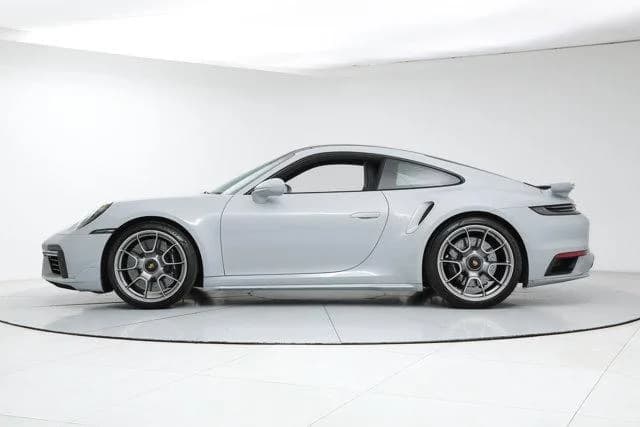 2024 Porsche 911 - Thumbnail 2