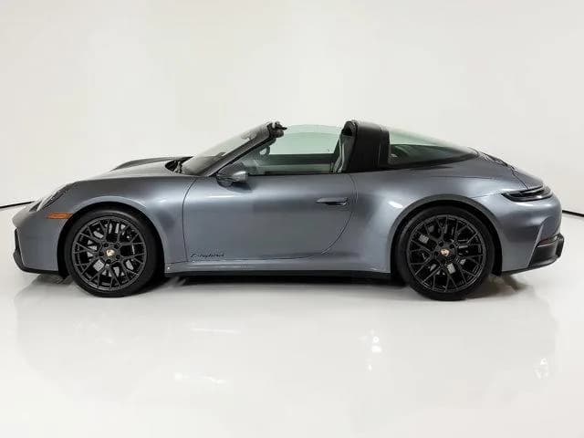 2026 Porsche 911 - Thumbnail 2