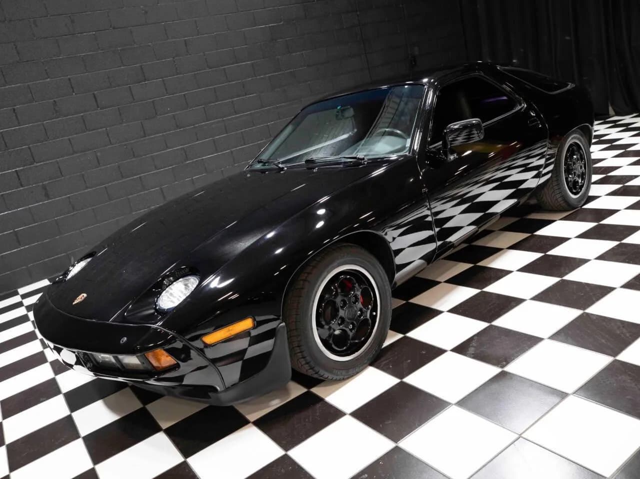 1979 Porsche 928 - Thumbnail 7