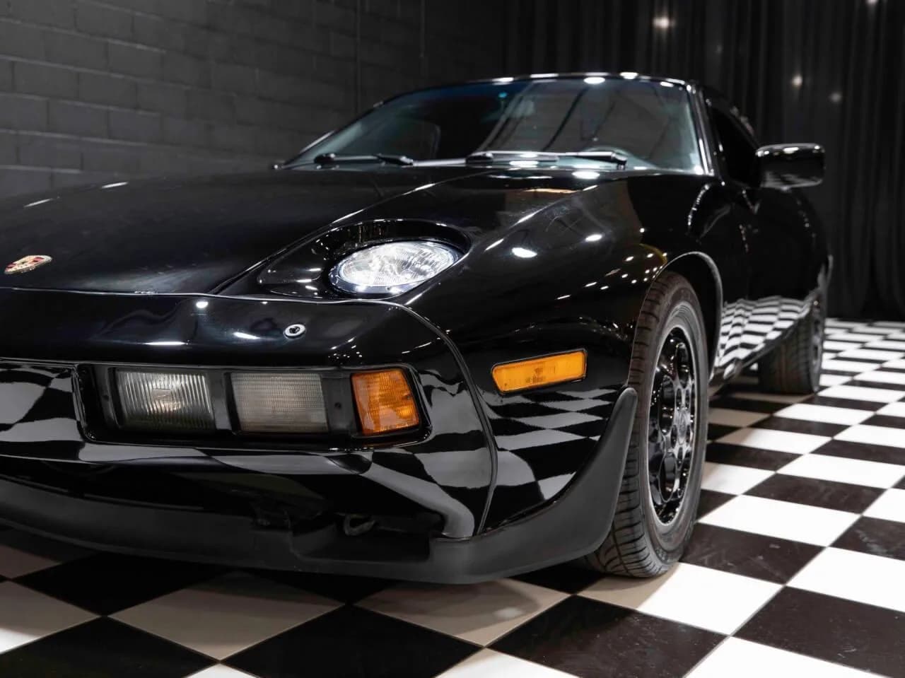 1979 Porsche 928 - Thumbnail 8