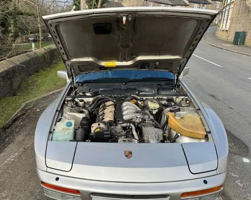 1989 Porsche 944 - Thumbnail 6