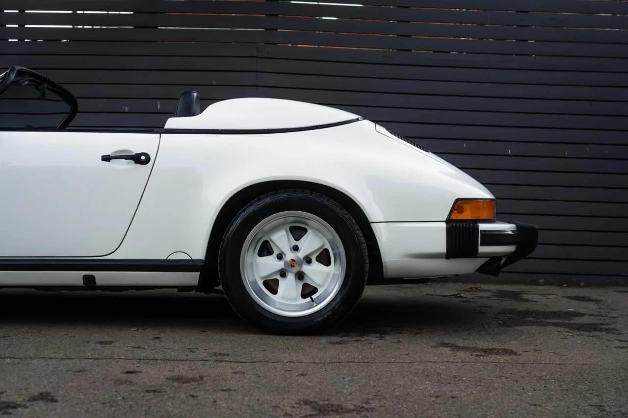 1989 Porsche 911 Speedster - Thumbnail 6