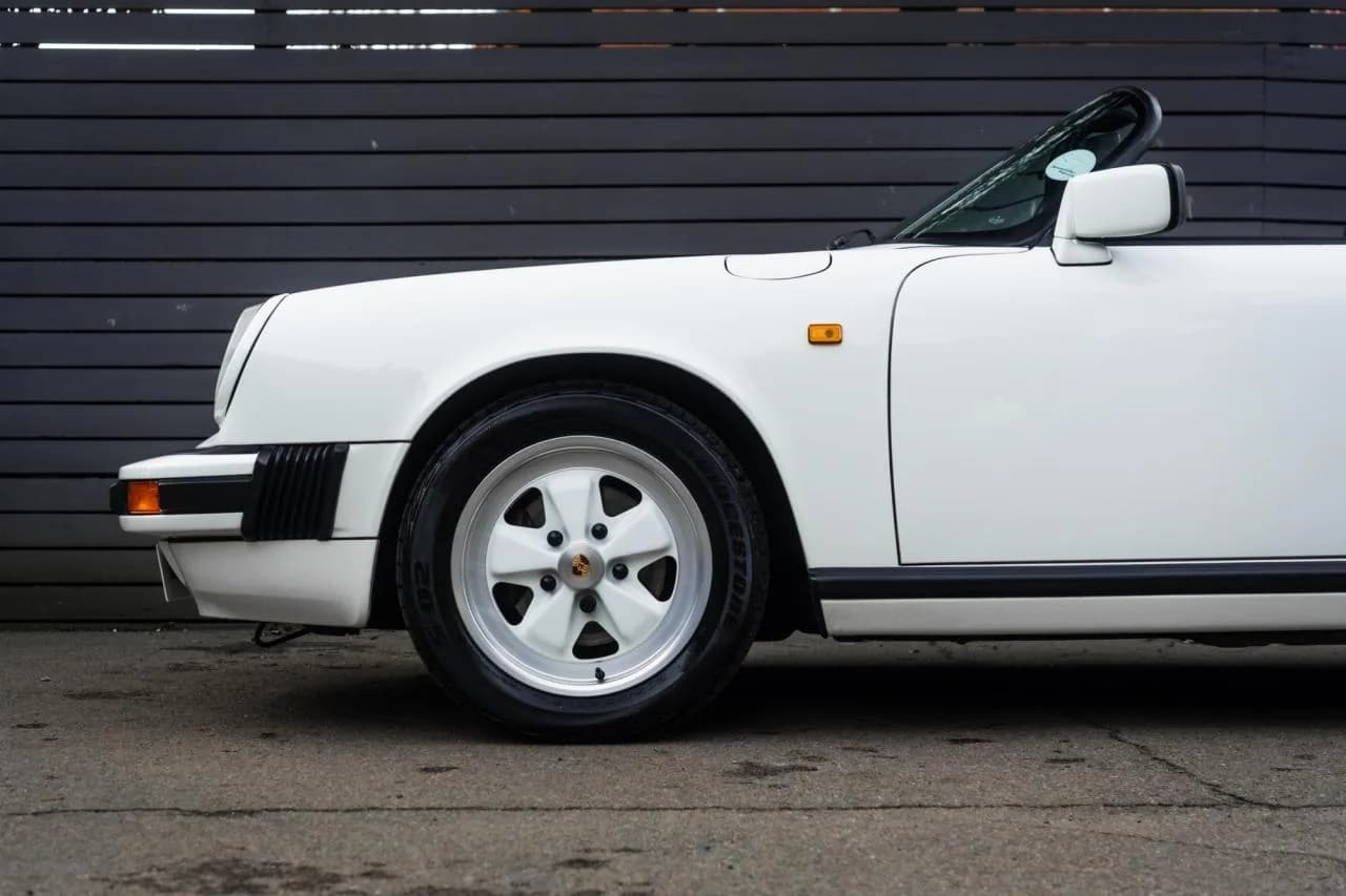 1989 Porsche 911 Speedster - Thumbnail 3