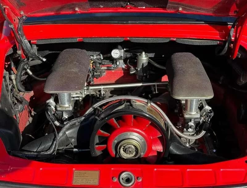 1982 Porsche 911 - Thumbnail 3