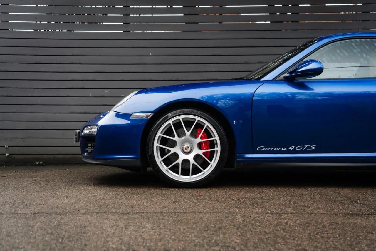 2011 Porsche 911 (997.2) CARRERA 4 GTS - Thumbnail 4
