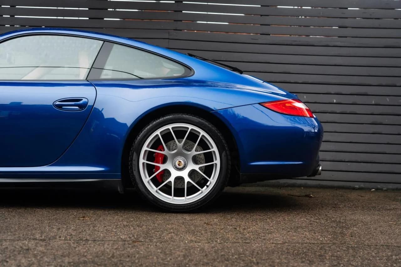2011 Porsche 911 (997.2) CARRERA 4 GTS - Thumbnail 7