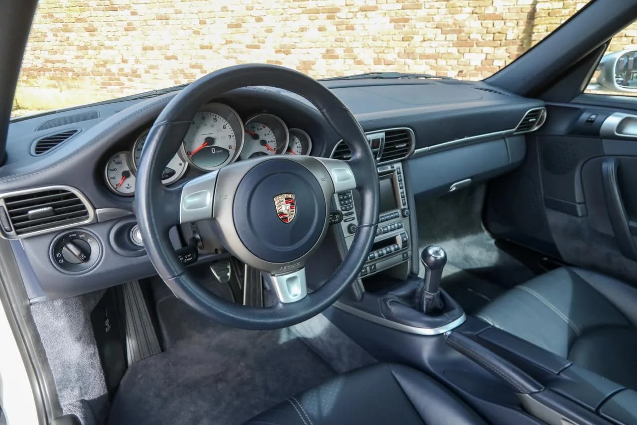 2004 Porsche 997 Carrera S 3.8 Coup&eacute; &ldquo;Six-speed manual gearbox&rdquo; - Thumbnail 3