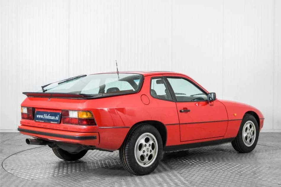 1986 Porsche 924S 2.5 - Thumbnail 2