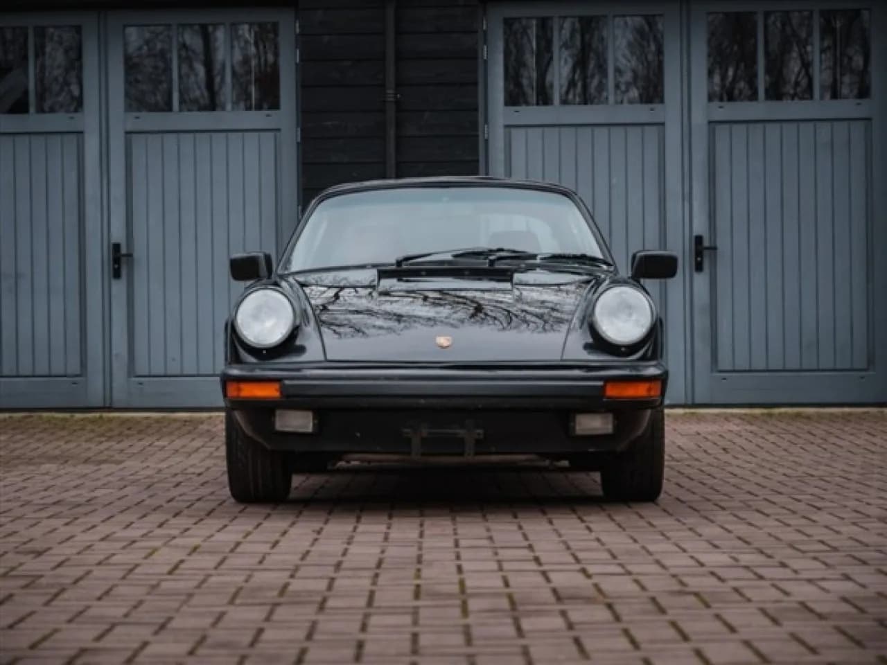1987 Porsche 911 3.2 Carrera - Thumbnail 5