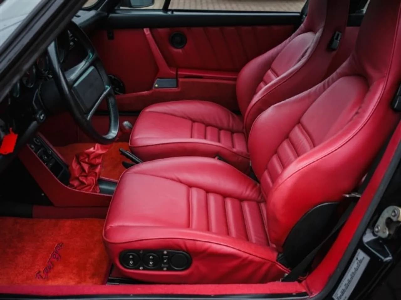 1987 Porsche 911 3.2 Carrera - Thumbnail 7