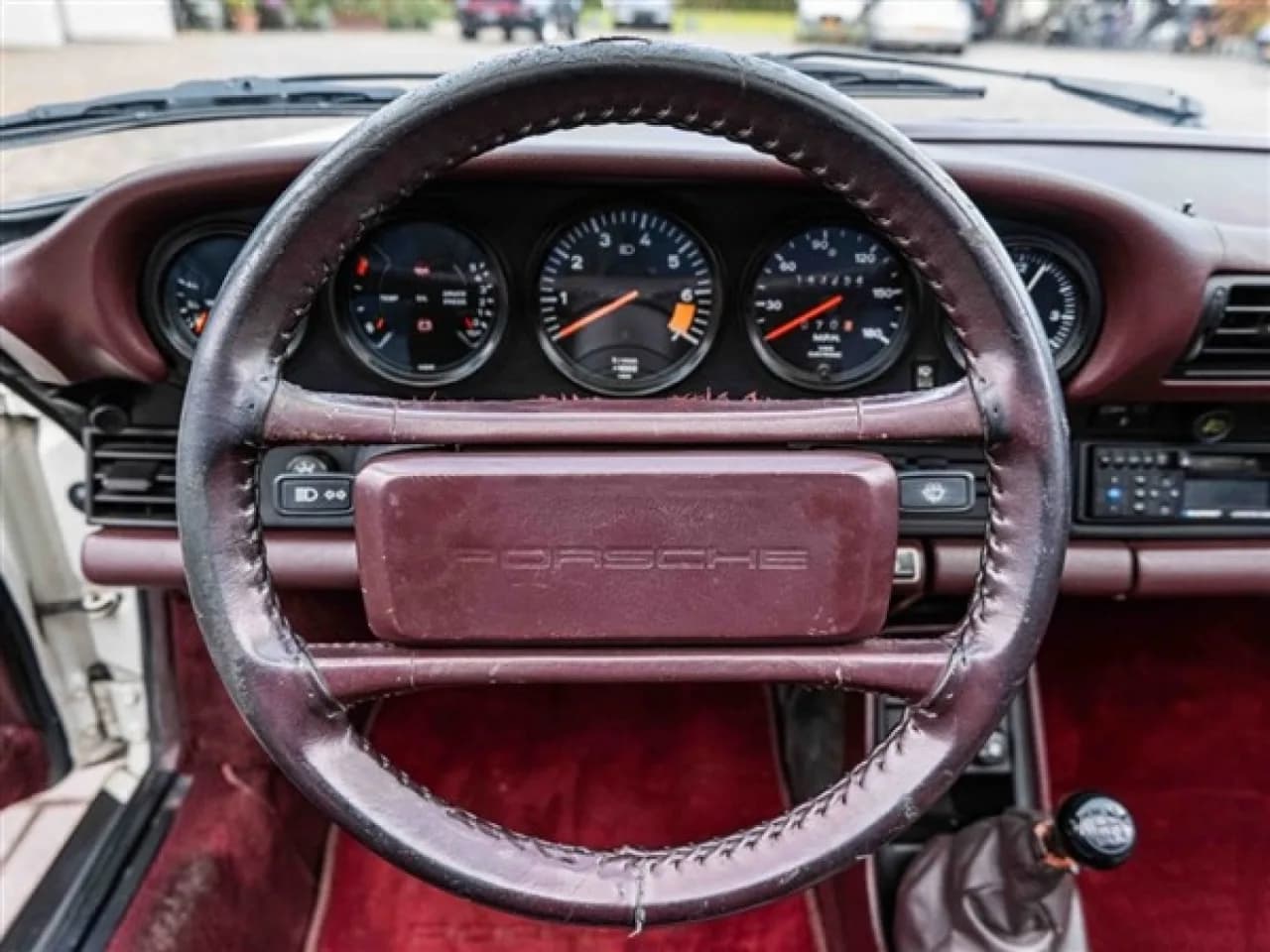 1985 Porsche 911 3.2 Carrera - Thumbnail 5