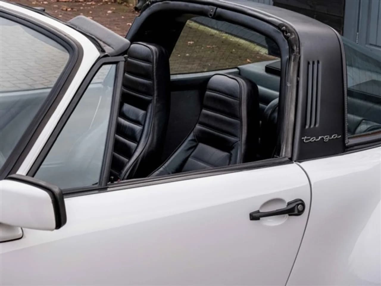 1984 Porsche 911 Carrera 3.2 Targa - Thumbnail 8