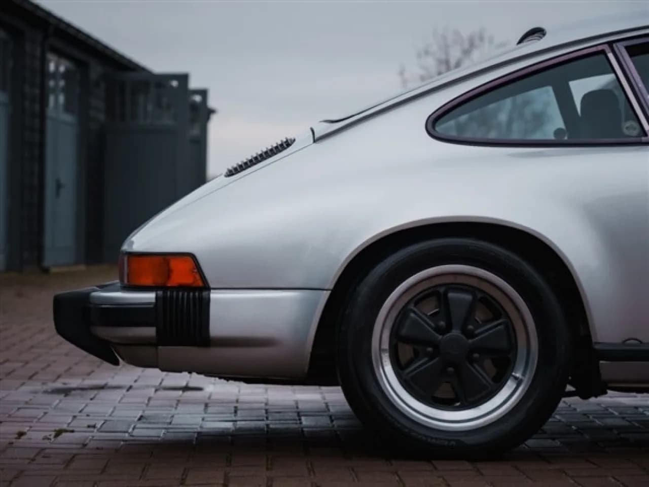 1979 Porsche 911 3.0 SC Coupe - Thumbnail 4