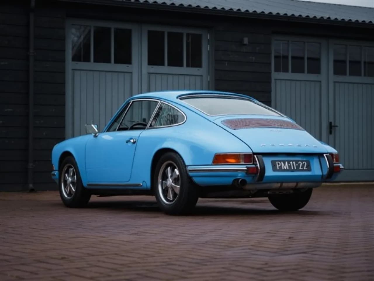 1971 Porsche 911 T - Thumbnail 4
