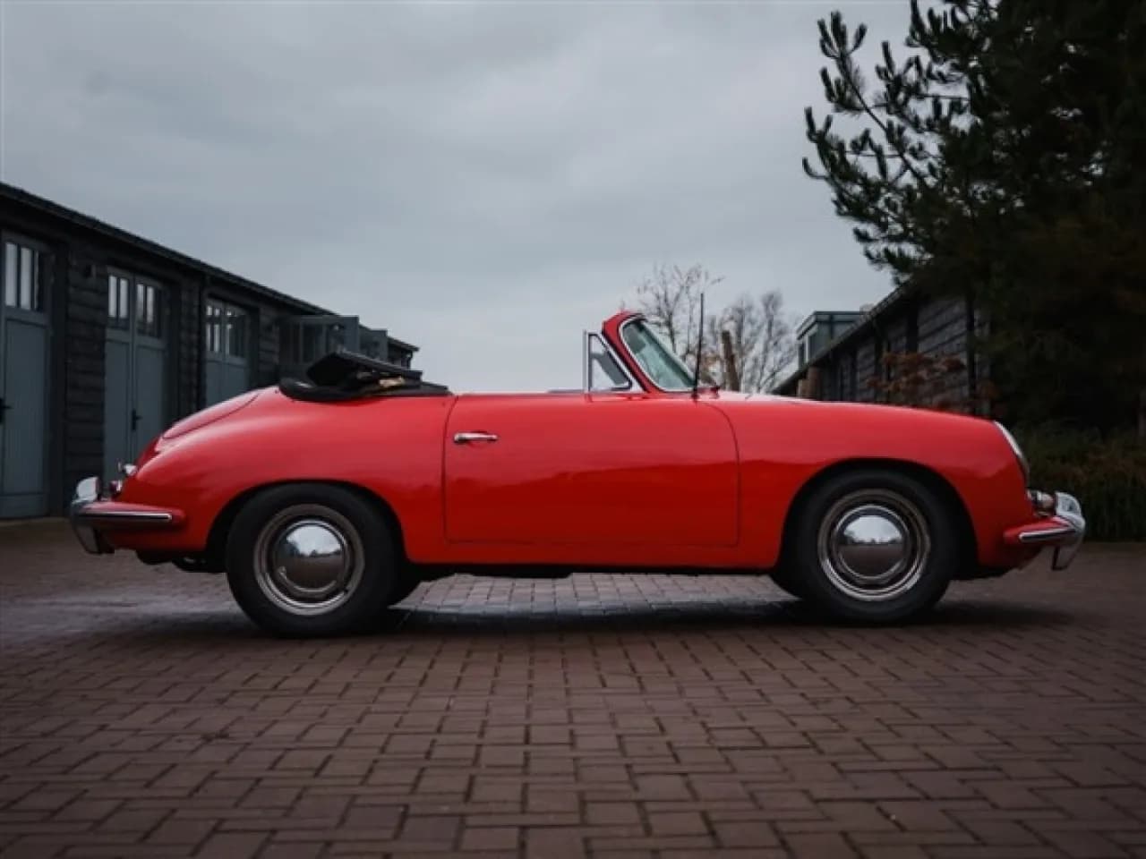 1965 Porsche 356C - Thumbnail 4