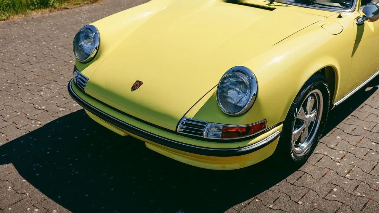 1970 Porsche 911 S Coupe - Thumbnail 4
