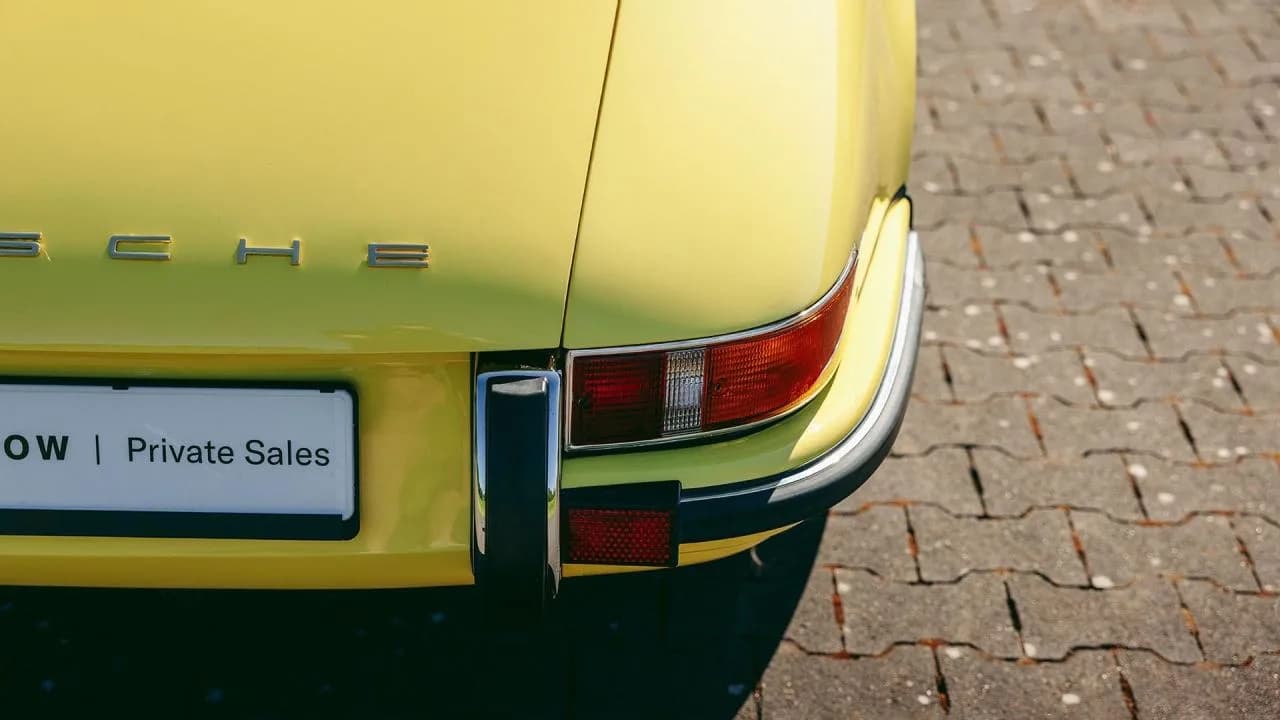 1970 Porsche 911 S Coupe - Thumbnail 5