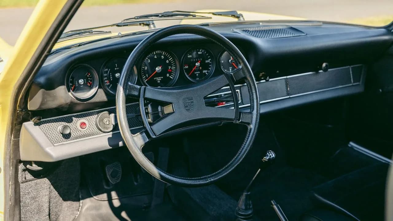1970 Porsche 911 S Coupe - Thumbnail 6